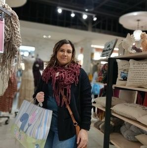 Meet your Posher, Ashley